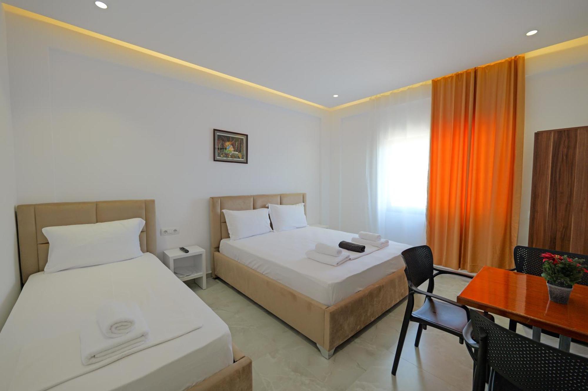 Central Garden Residence Sofia - Free Parking Ксамил Экстерьер фото
