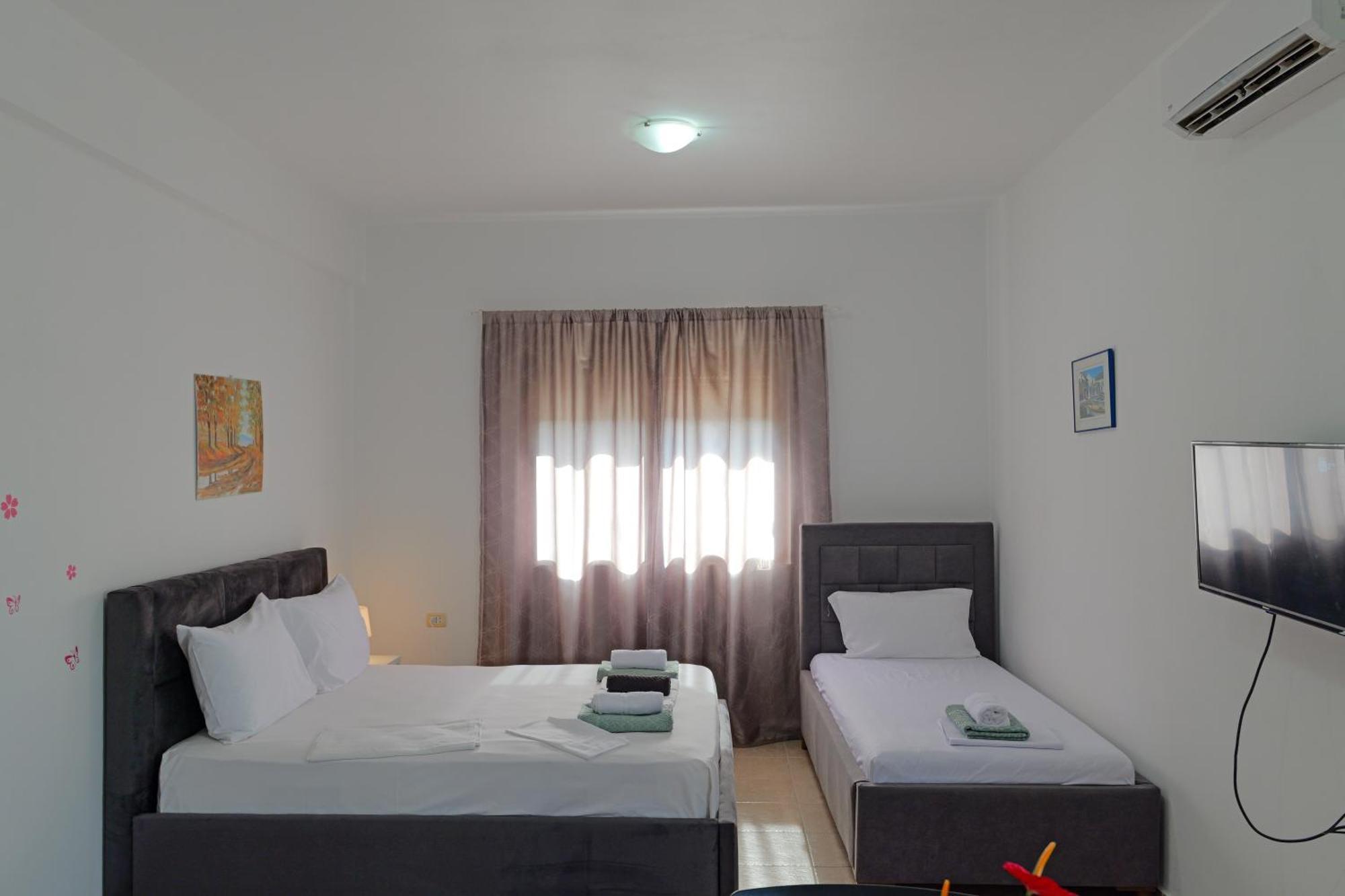 Central Garden Residence Sofia - Free Parking Ксамил Экстерьер фото