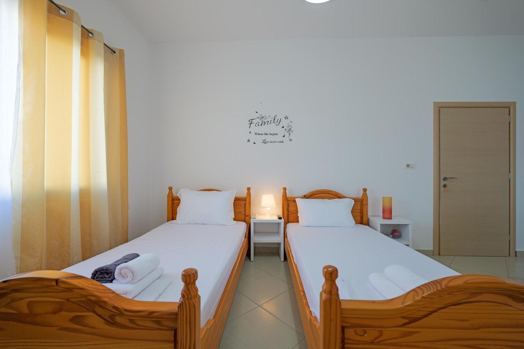 Central Garden Residence Sofia - Free Parking Ксамил Экстерьер фото