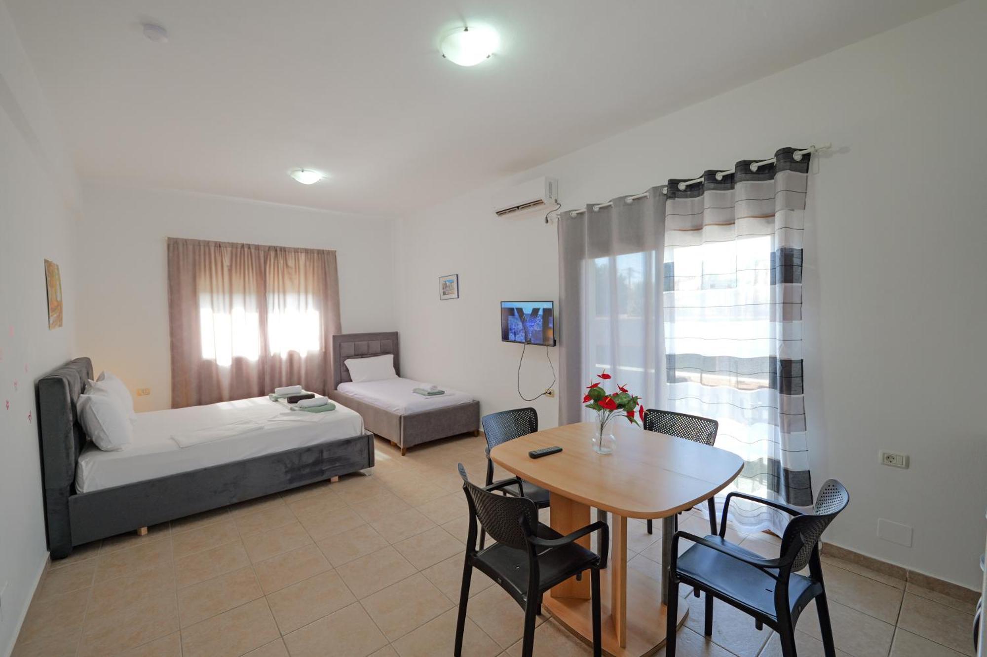 Central Garden Residence Sofia - Free Parking Ксамил Экстерьер фото