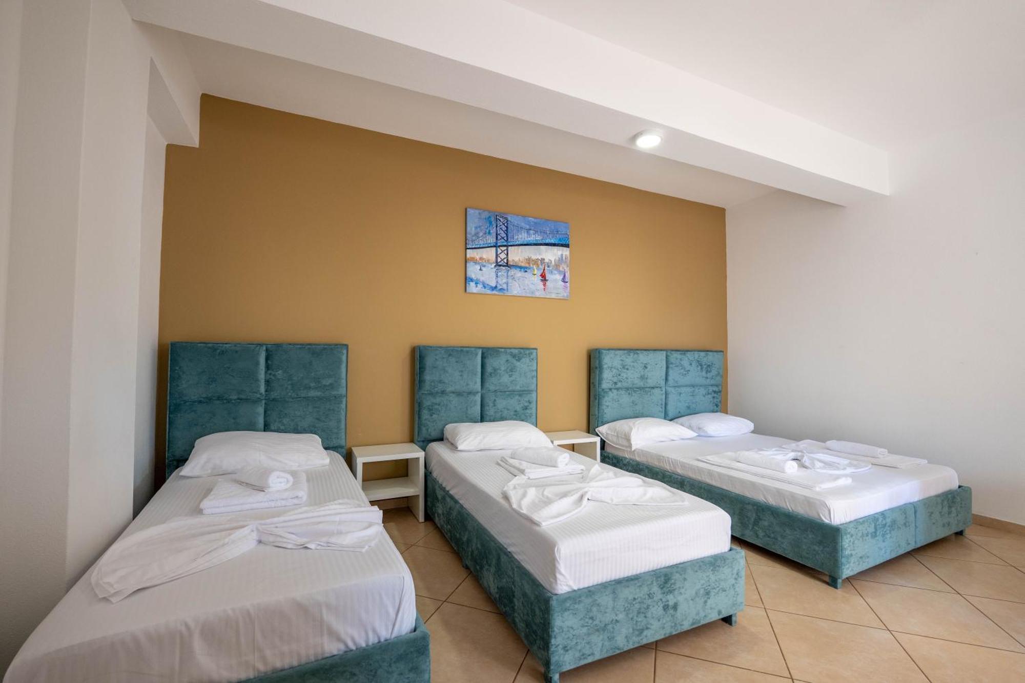 Central Garden Residence Sofia - Free Parking Ксамил Экстерьер фото