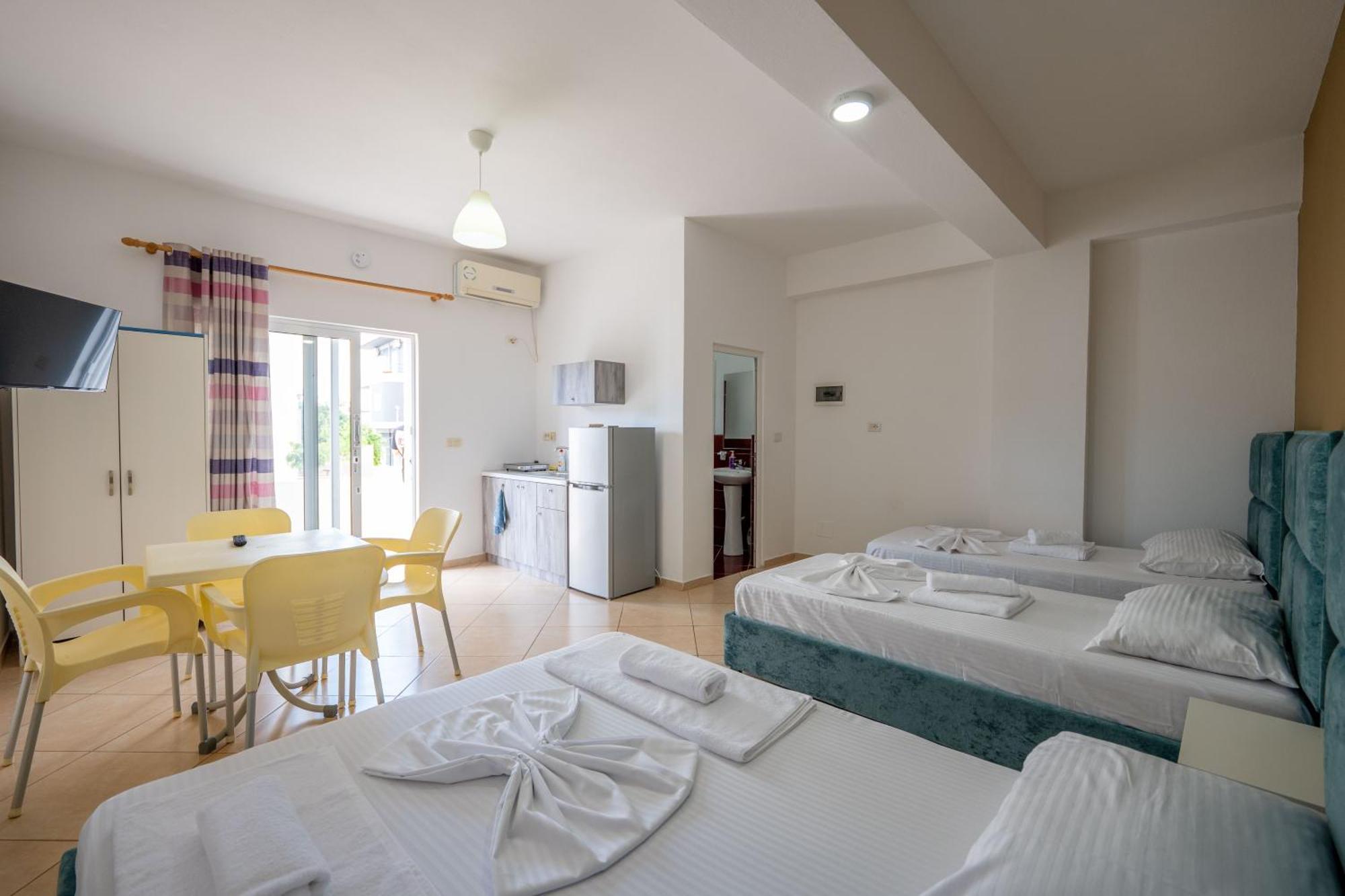 Central Garden Residence Sofia - Free Parking Ксамил Экстерьер фото